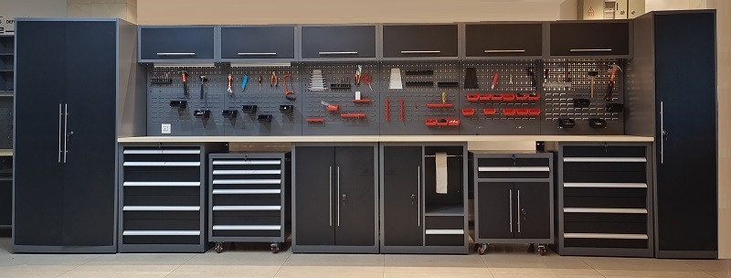 Bílskúrs og Verkstæðis Innréttingar