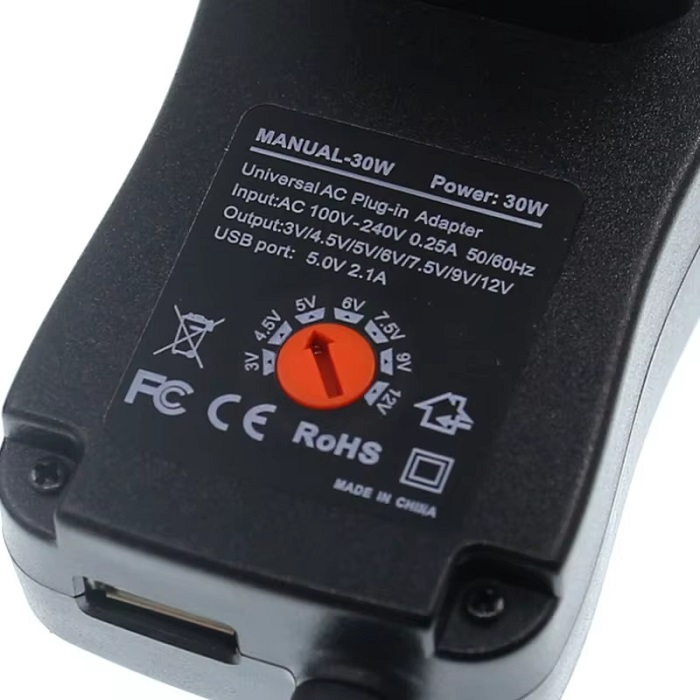 Straumbreytir, Spennubreytir, stillanlegur 3v til 12v DC 