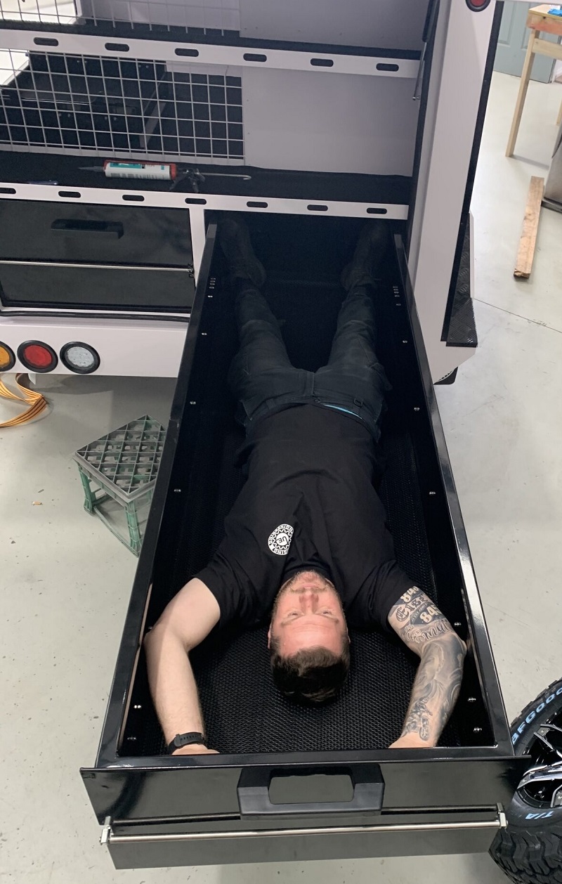 PRÓ-VERKFÆRA KERRA FYRIR VERKTAKA Verð frá 4.945.120kr  (3)