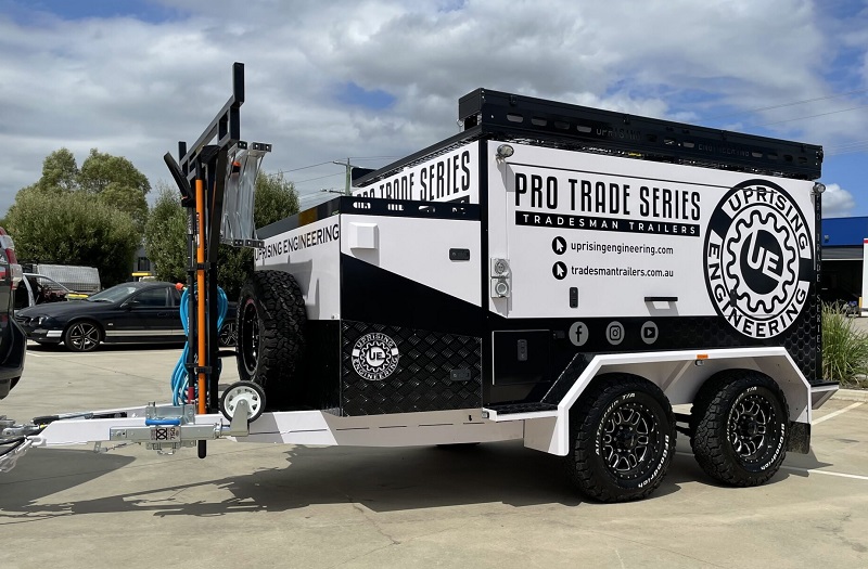 PRÓ-VERKFÆRA KERRA FYRIR VERKTAKA Verð frá 4.945.120kr  (3)