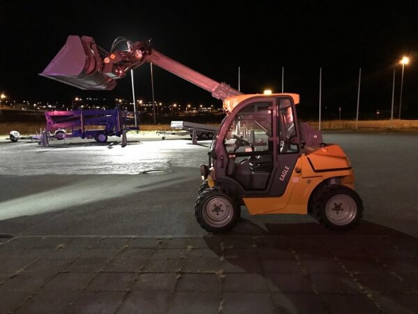 SKOTBÓMU LYFTARI Tilboð