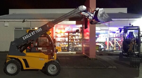 SKOTBÓMU LYFTARI Tilboð