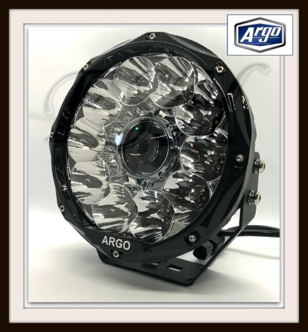 KASTARAR FSH LD-LASER LED KASTARAR 2000 SETT TIL Á LAGER  Nýtt Laser led kastarar.  Spot Lighting Distance: 2099M