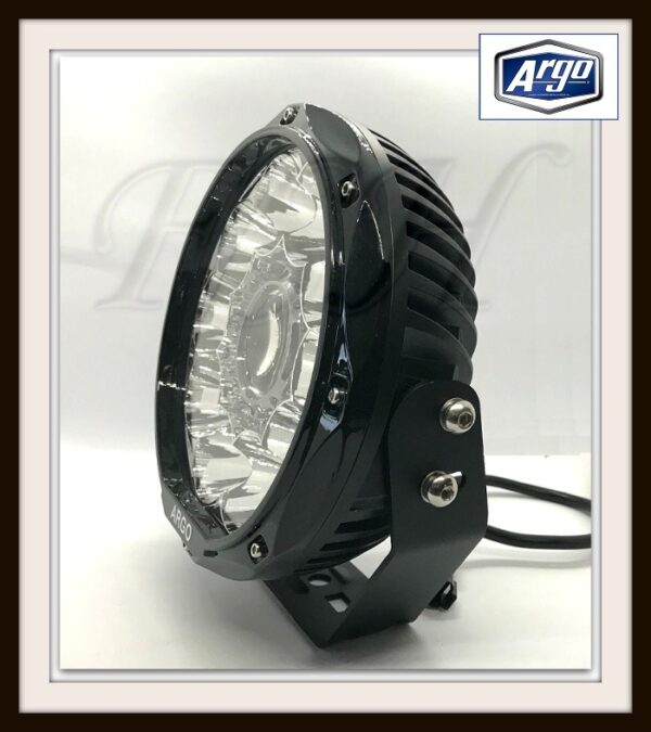 KASTARAR FSH LD-LASER LED KASTARAR 2000 SETT TIL Á LAGER  Nýtt Laser led kastarar.  Spot Lighting Distance: 2099M