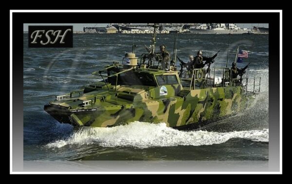 Björgunar bátur - Fjölnota Bátur 1100hp Senda fyrirspurn: Sérpöntun